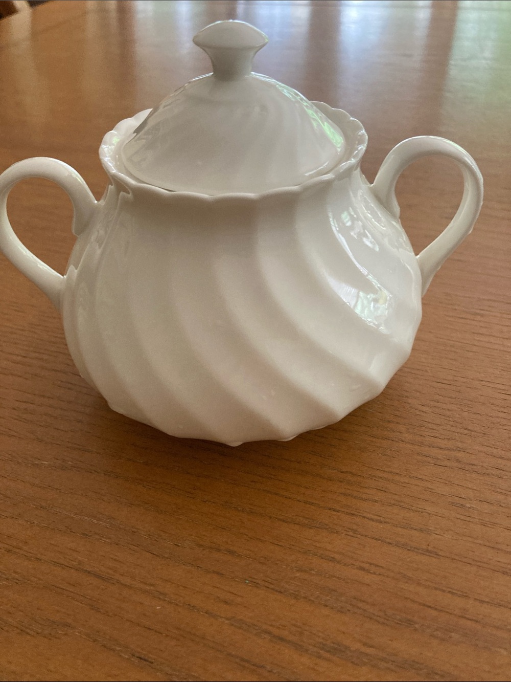 Vintage Wedgwood Candlelight Sugar Bowl With Lid